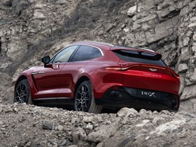 Aston Martin DBX