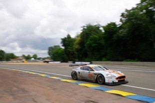 Aston Martin DBR9 Gulf