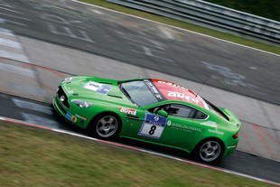 Aston Martin V8 Vantage GT4