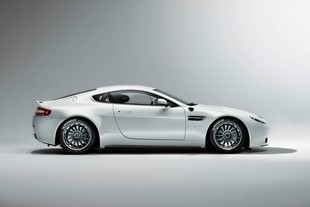 Aston Martin V8 Vantage GT4 