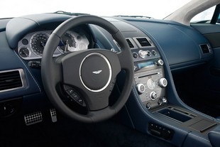 Aston Martin V8 Vantage Roadster 