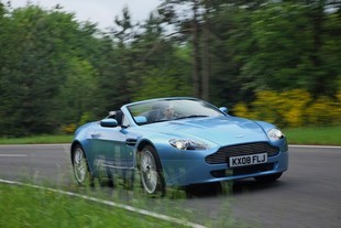 Aston Martin V8 Vantage Roadster 