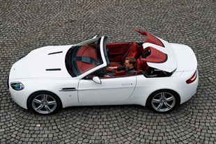 Aston Martin V8 Vantage Roadster 