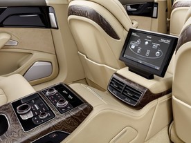 Audi A8 L extended