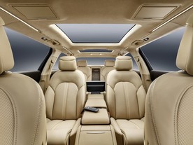 Audi A8 L extended