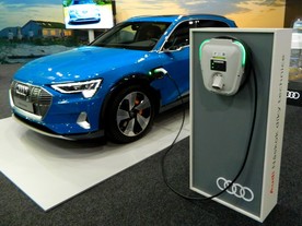 Audi e-tron 55