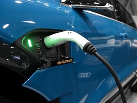 Audi e-tron 55