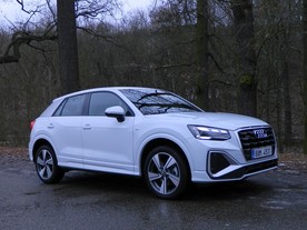 Audi Q2 S line 35 TDI quattro