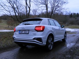 Audi Q2 S line 35 TDI quattro