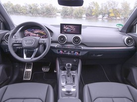Audi Q2 S line 35 TDI quattro