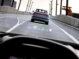 Audi Q4 e-tron - Head up displej s virtuální realitou