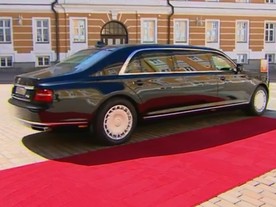Aurus Russia Senat limuzína
