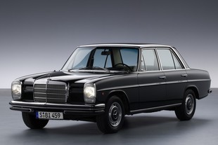 Mercedes-Benz 230
