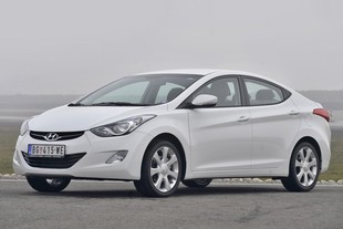 Hyundai Elantra - AutoBest 2012
