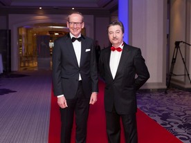 Dr. Karl-Thomas Neumann a Dan Vardie