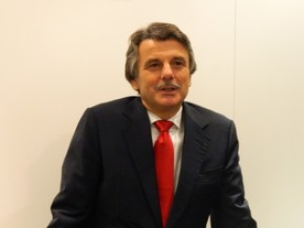 ManBest: Dr. Ralf Speeth
