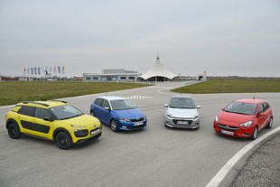 Čtveřice finalistů před testy na dráze NAVAK v Srbsku