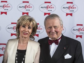Wolfgang Porsche s manželkou