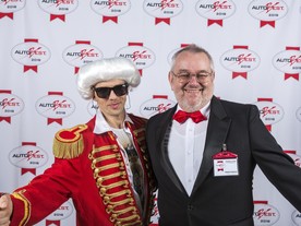 Hosty vítal sám Wolfgang Amadeus nebo Falco?