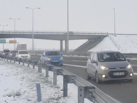 AutoBest Final Five 2013 při silničním testu