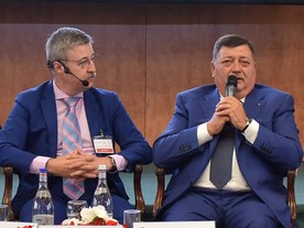 Dan Vardie a Ernest Virgil Popovici 