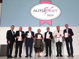 Christian Stein, Frank Klaas, Jasna Stilinovič, Jean-Charles Lievens, Sir Ralf Speth a Zolta Kaszase