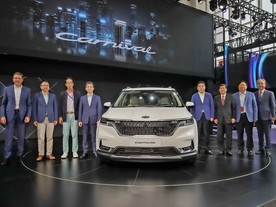 Auto China 2020 Kia Carnival IV