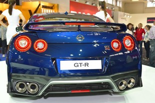 Nissan GT-R 
