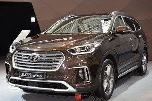 Hyundai Grand Santa Fe