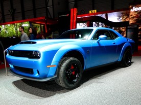 Dodge Charger SRT Hellcat 