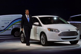 autoweek.cz - Bill Ford varoval před nejistotou elektromobilů
