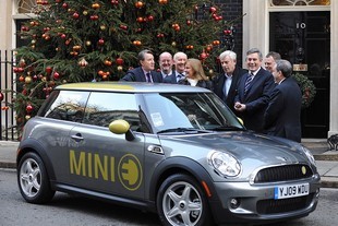 Mini E zaujal i britskou vládu