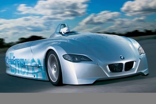Rekordní vozidlo BMW H2R z roku 2004
