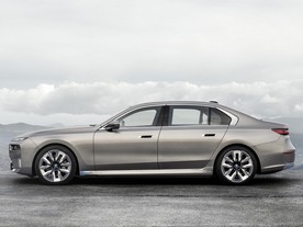 BMW i7 xDrive