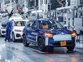 BMW iX3 v továrně BBA Dading 