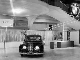 BMW 501