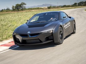 BMW i8 FCEV