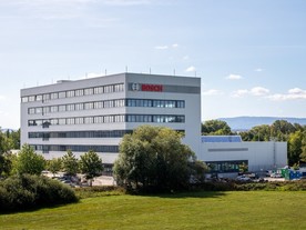   Nová budova vývojového a technologického centra v Českých Budějovicích