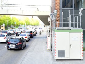 Bosch demonstrator 13 mgNOx/km u emisní stanice Neckartor