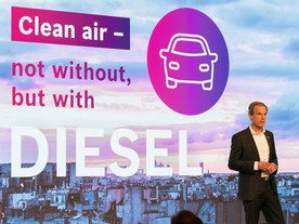 Předseda představenstva společnosti Bosch Volkmar Denner při výroční tiskové konference v Renningenu