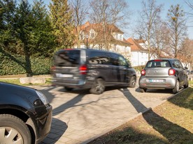 Bosch a Daimler zjednodušují hledání parkovacího místa