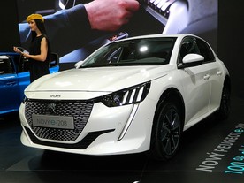 Autosalon Bratislava 2019 - Peugeot e-208