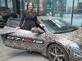Chevrolet Corvette NextGen a Mary Barraová