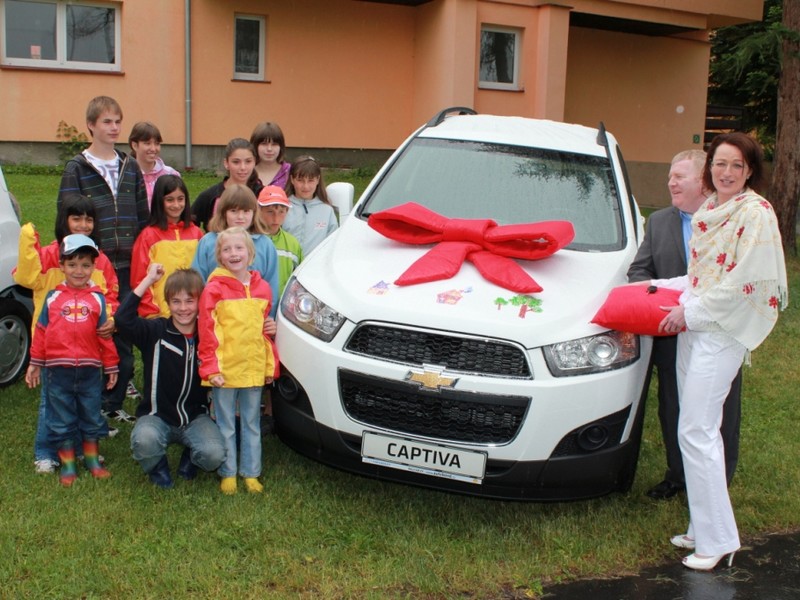 První dva Chevrolety pro české SOS vesničky