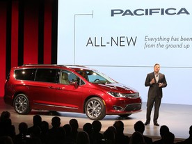 Chrysler Pacifica 2017