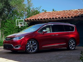 Chrysler Pacifica 2017