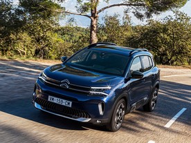 autoweek.cz - Modernizovaný Citroën C5 Aircross má české ceny
