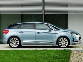 autoweek.cz - Citroen DS5 vstupuje do luxusního segmentu