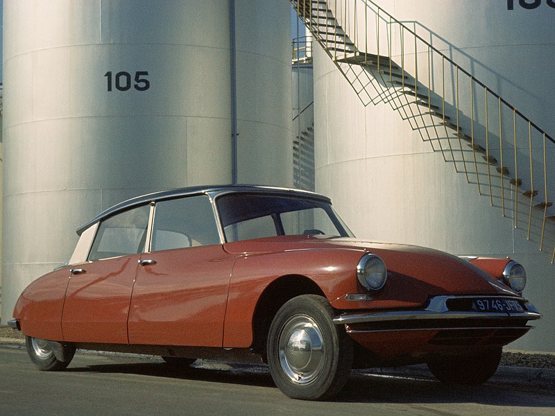 60 let Citroënu DS