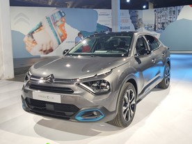 Citroën ë-C4 X 